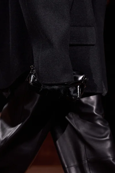 Look 20